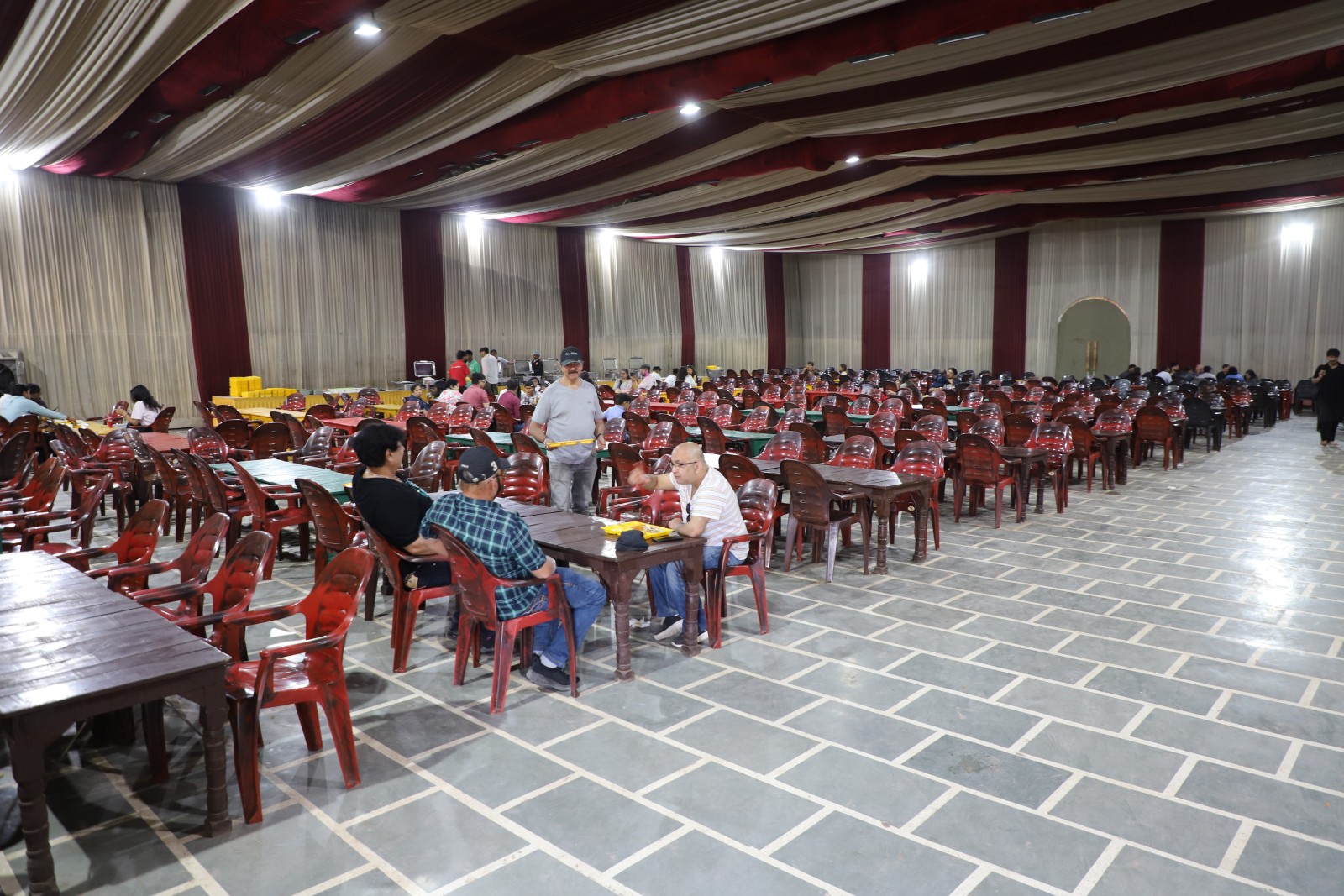 Vishalgarh Farms pure vegetarian evening buffet and live food counters in Gurugram